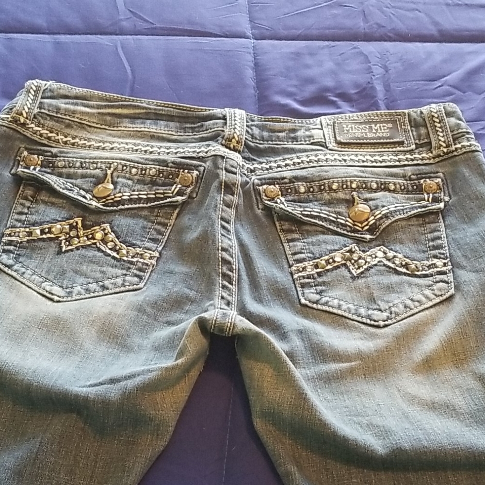 EUC Miss Me jeans size 31x33